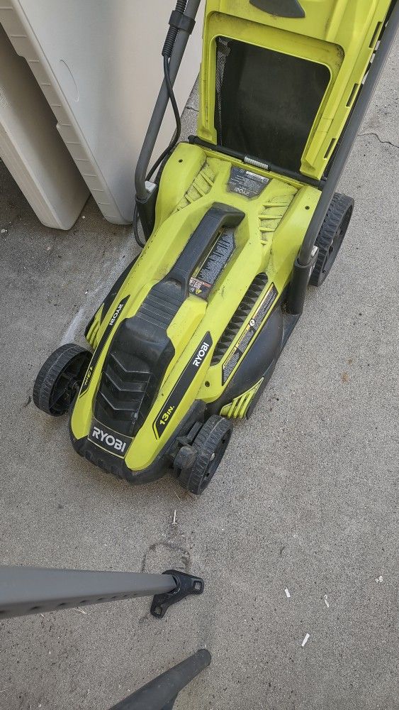 RYOBI
13 in.