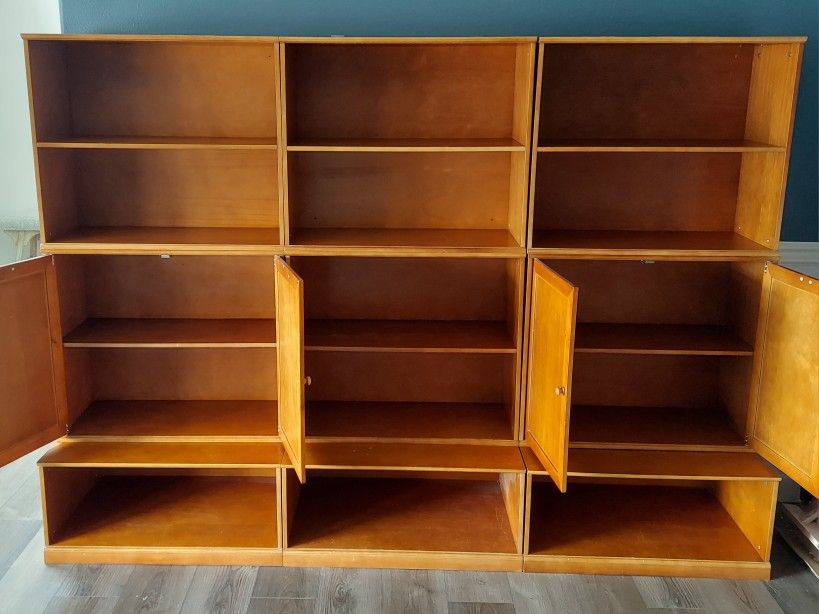 Toy/Book Storage for Sale in WA OfferUp