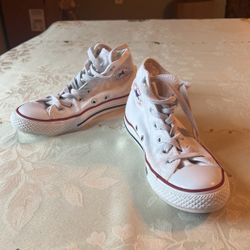 Converse , Size 2 