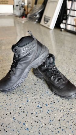 Men's shoe size 13