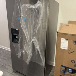 Brand New Set Of Appliances Whirlpool 