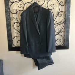 Men’s Suit 