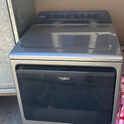 Whirlpool Washer & Dryer Set – High Efficiency, Excellent Condition