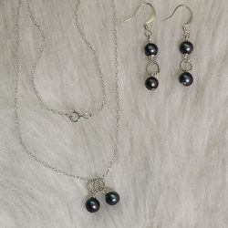 Peacock Freshwater Pearls Sterling Silver Set
