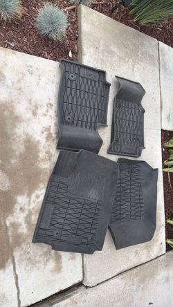 2022 to 2026 Jeep All-weather Floor Mat Kit (contact info removed)0aa