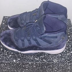 Jordan 11 Navy Blue Velvet