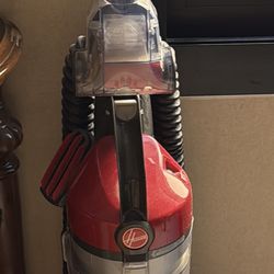 Hoover WindTunnel PAWS Vacuum