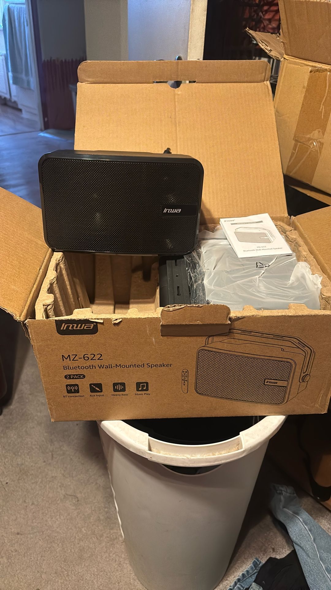 Outdoor/indoor Bluetooth Speakers