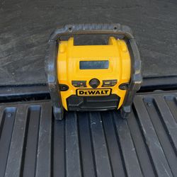 DeWalt speaker