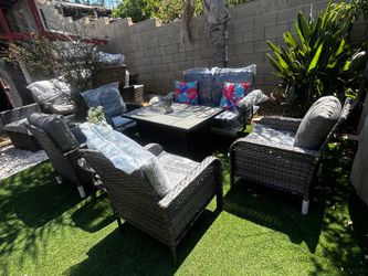 Patio furniture set outdoor new in the box