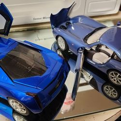 (2) 1/18th scale model cars