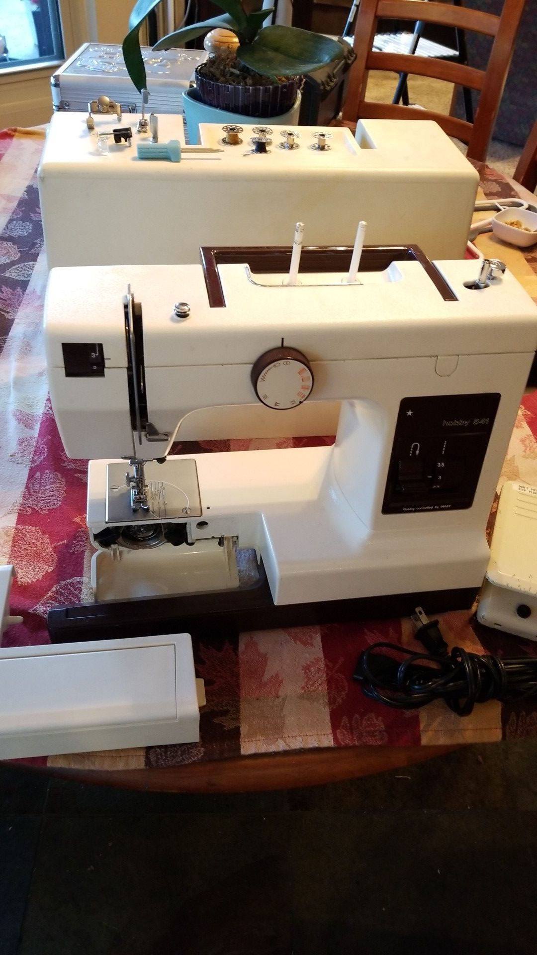 Pfaff hobby 541 Sewing Machine