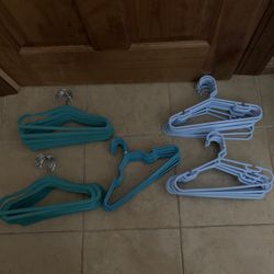 Child Clothes Hangers