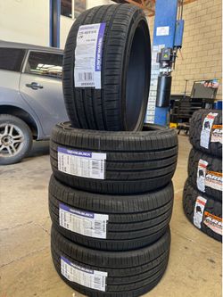 225/40r18 Royal black New set of tires whit Installation and balance