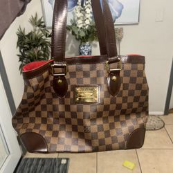LV Purse 