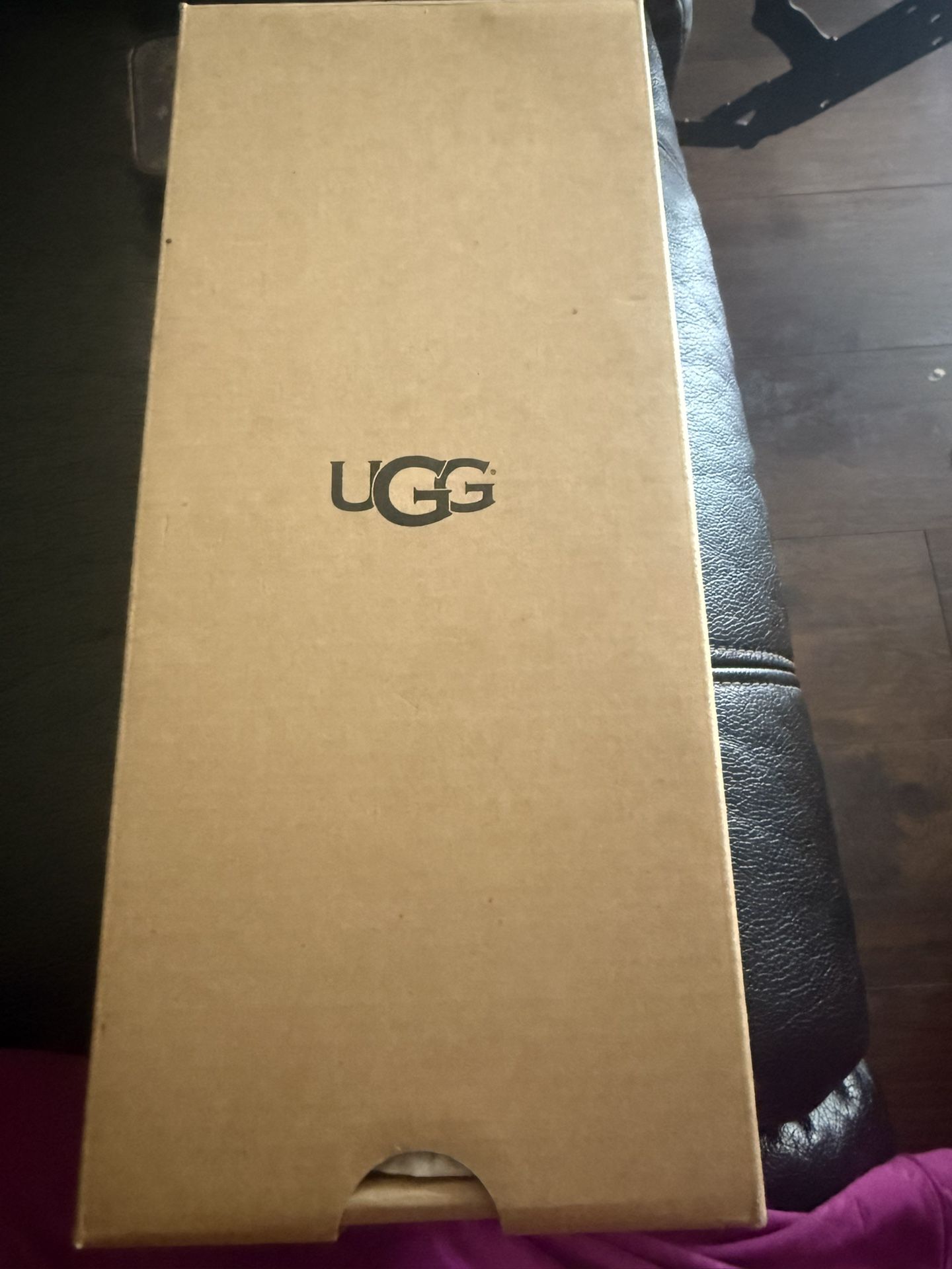 Black Ugg Sandals