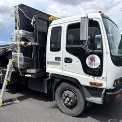 2004 GMC WT5500 Flatbed Work Truck – 6-Speed Diesel