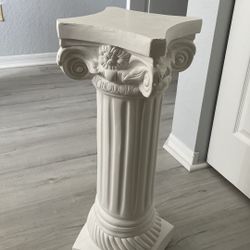 Pedestal Stand 