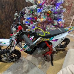 XPro X11 110cc Gas Pit Bike Dirt Bike