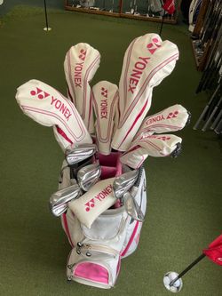 Woman’s golf set