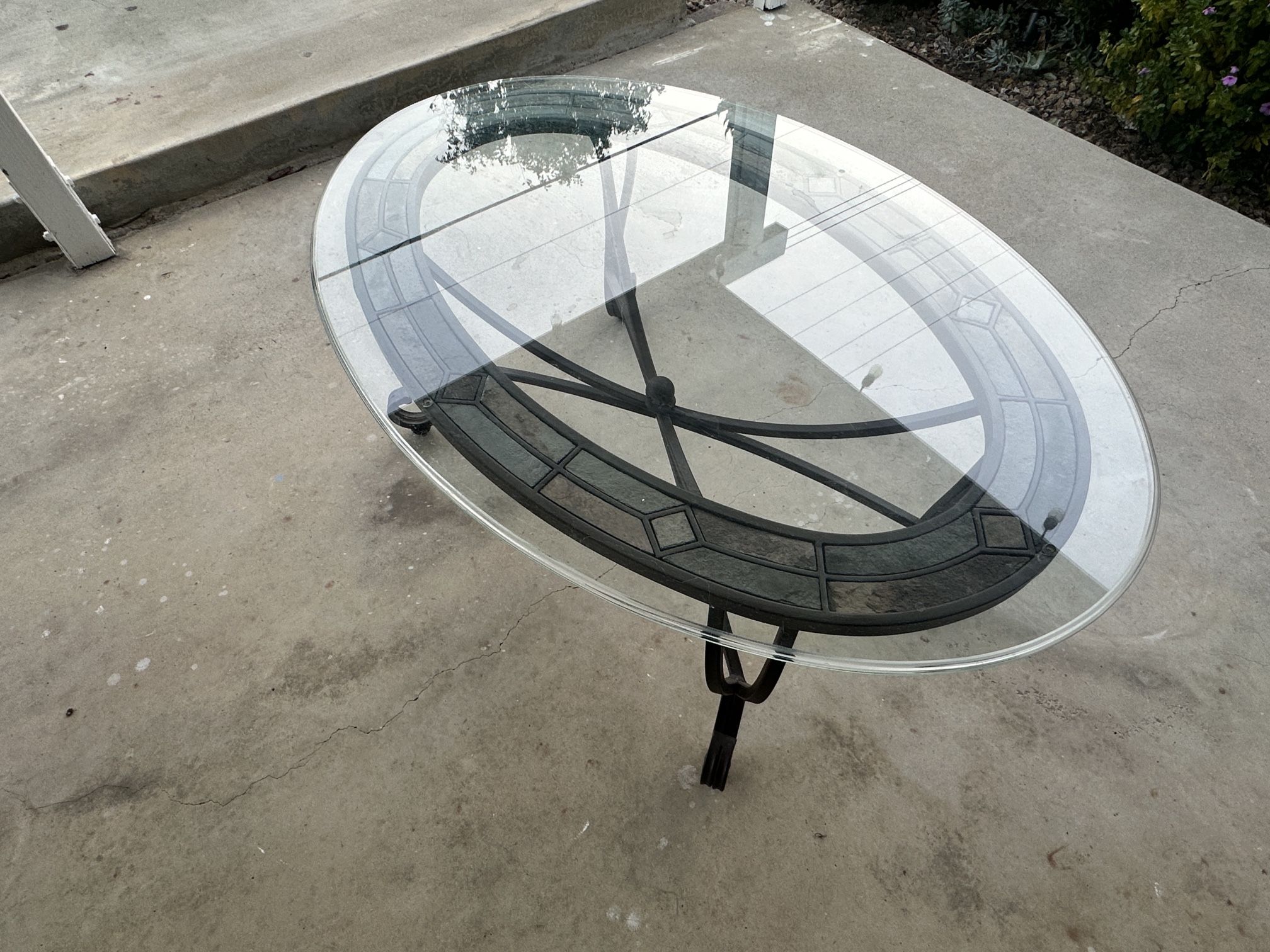 Glass Oval table