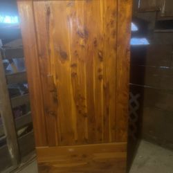 Vintage Kincaid Robe Solid Red Cedar Closet Wardrobe Armoire