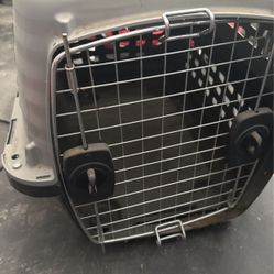 Crate Dog Or Cat. 