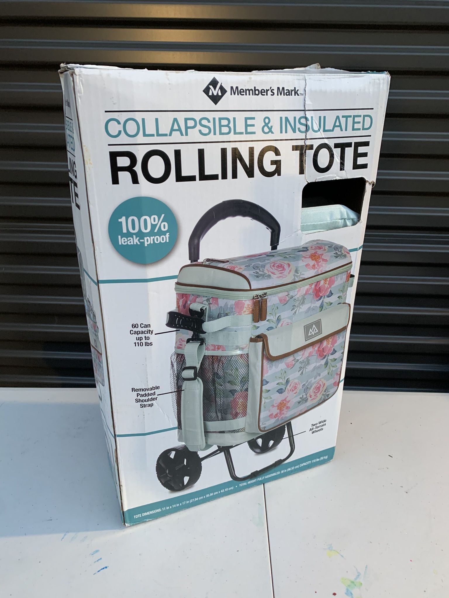 Collapsible And Insulated Rolling Tote Cooler