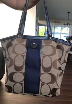 Coach hand bag