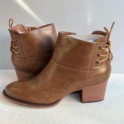 Women Boots Size 11