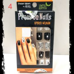 ☠️🕸 Fright Night - SPIDER WOMAN 🕸☠️ Black & White ~ Limited Edition ~ Press On Nails *NIB*