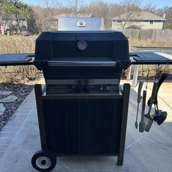 MHP Gas Grill