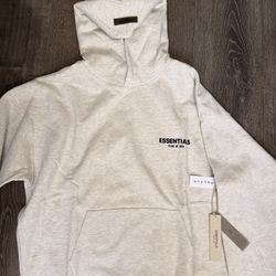 ESSENTIALS - M, L AVAILABLE