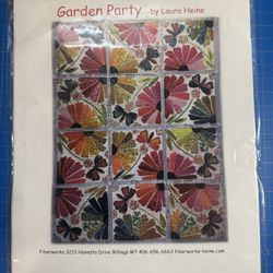 Laura Heine Garden Party Quilt Kit Includes Pattern