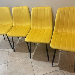 New Set Of 4 Velvet Yellow Chairs 