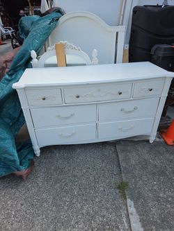 Bedroom set twin