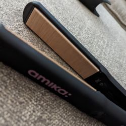 Like New Hair Straightener 