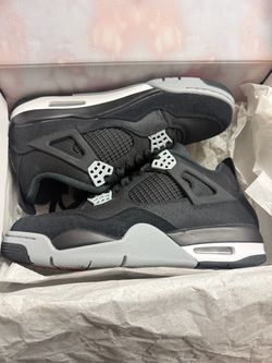 Size 4 - Jordan 4 Retro SE Mid Black Canvas