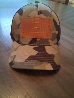 Columbia Rugged Outdoor Mesh Hat