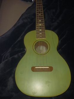 Fender Dhani Harrison Ukulele