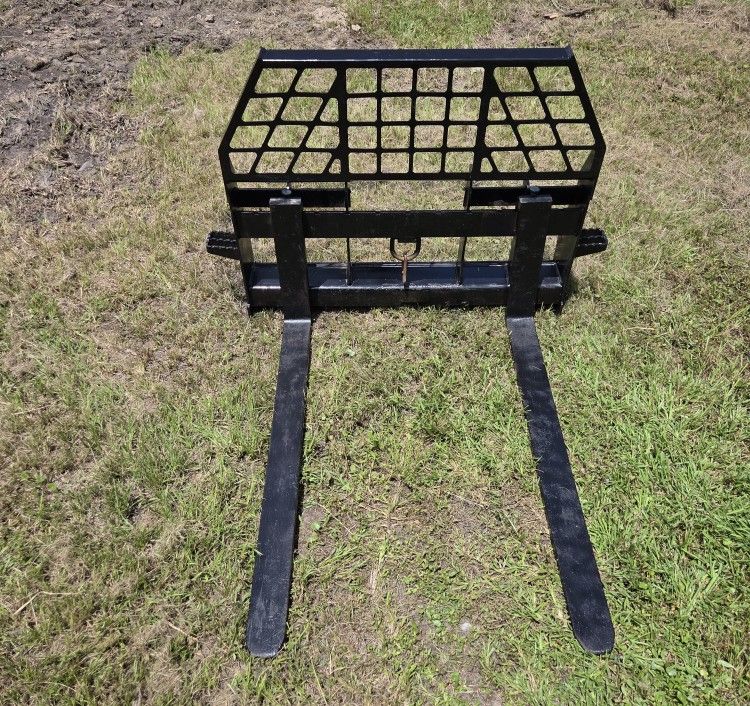 48" Skid Steer Pallet Forks