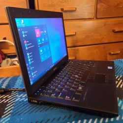 Excellent 13 inch Lenovo Laptop Computer With Intel Core i5 Proccesor With Windows 10 With Programs