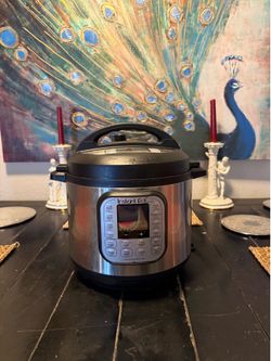 Instant Pot Nova Plus – Multi-Use Pressure Cooker