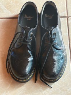 Size 10 dr. Martens