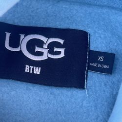 Uggs Sweater 