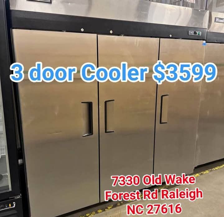 3 Door Commercial Cooler 