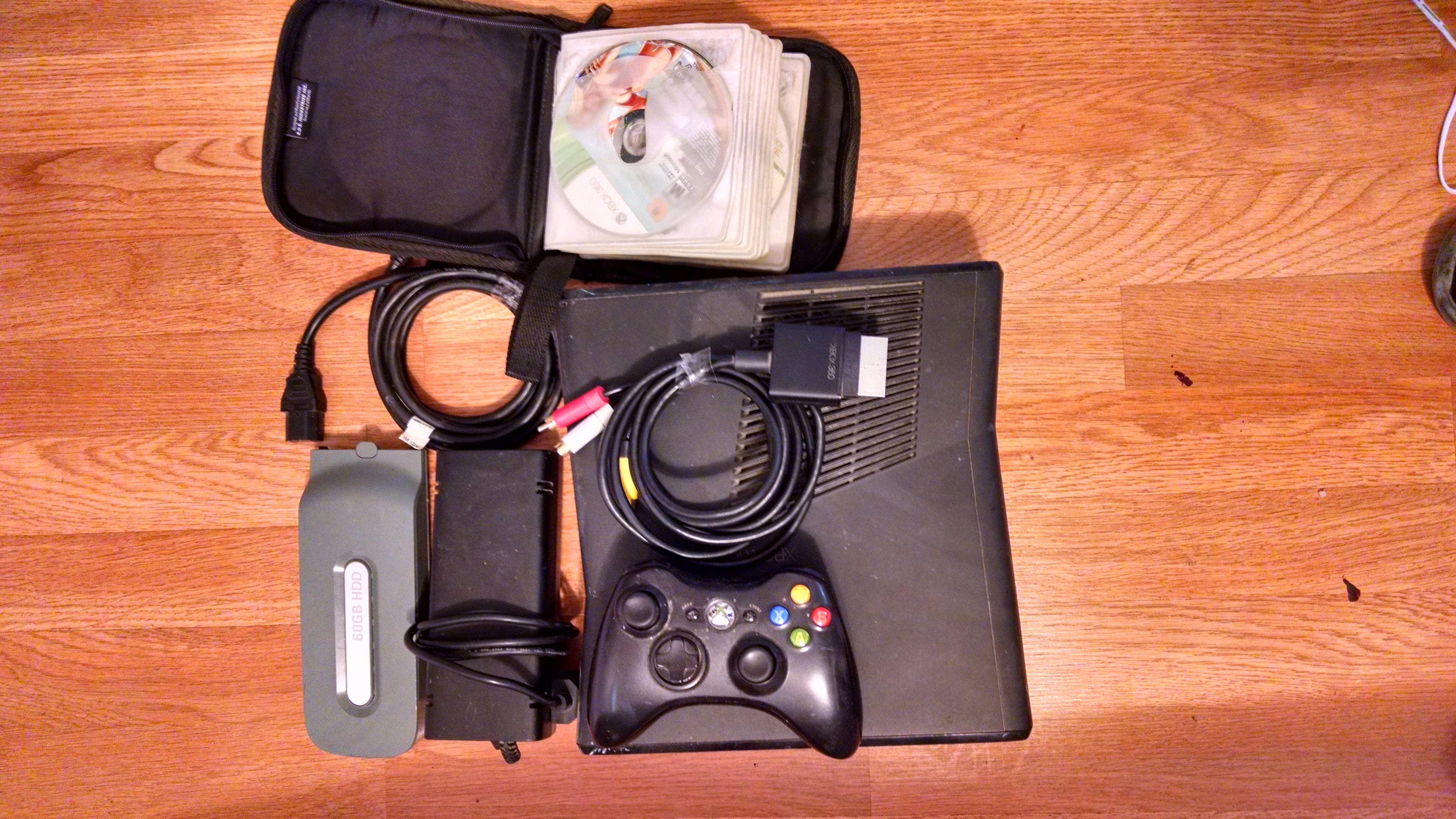 Black Slim Xbox 360 and games