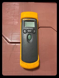 Fluke 65 Non-Contact Infrared Thermometer - Operates Great