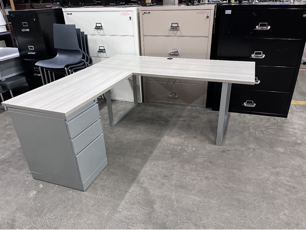 L-Shape Rectangle Commercial Grade Office Desk S