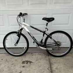 FUJI Mountain Bike (Pristine Condition)